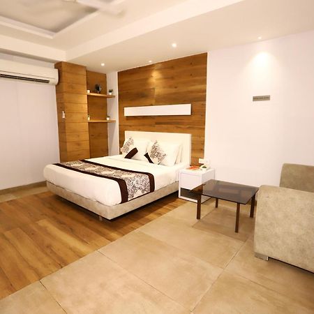 Hotel Kelvish Free Airport Pickup New Delhi Extérieur photo